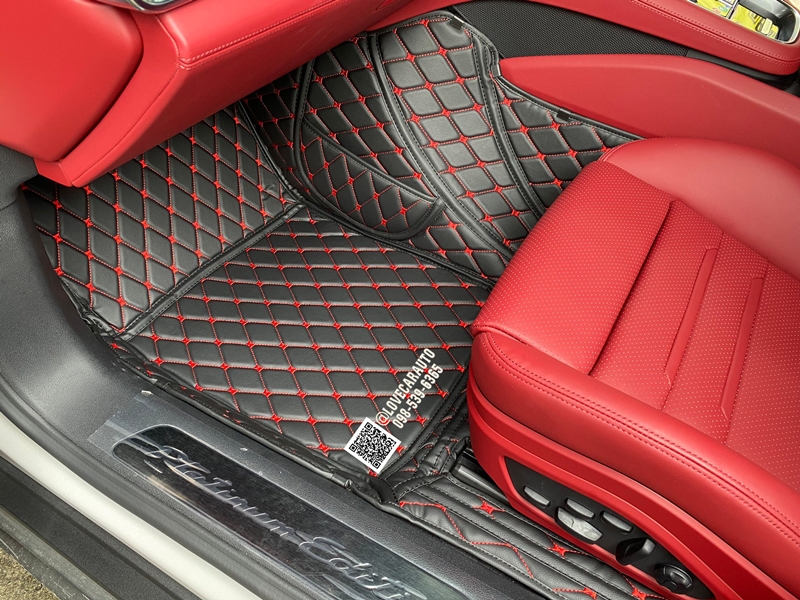พรมปูพื้นรถยนต์ Porsche Panamera 4 Platinum Edition E-Hybrid ปี2023