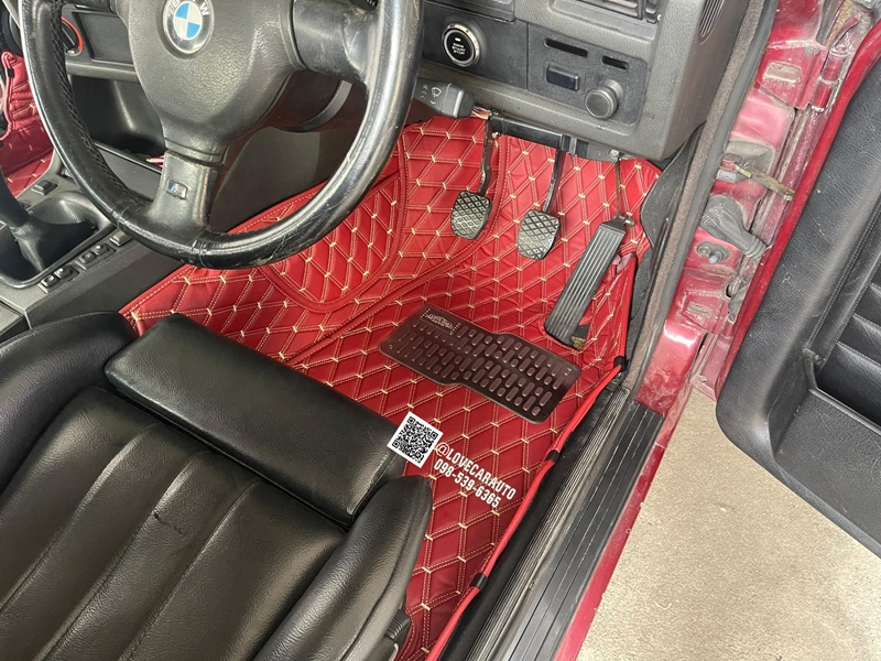 พรมปูพื้นรถยนต์ Bmw 318I E30 สีแดงไวน์