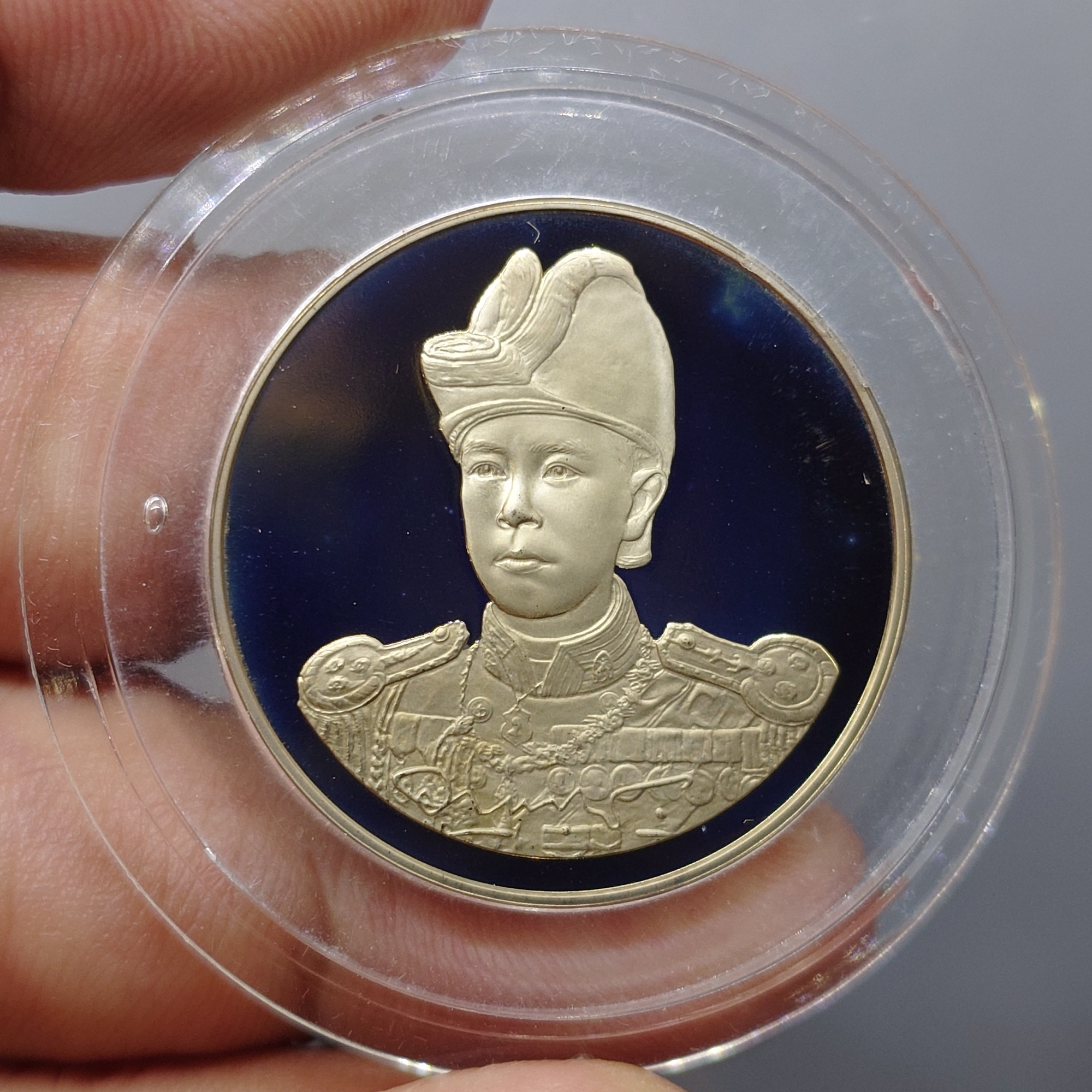 เหรียญกรมหลวงชุมพร นิกเกิลขัดเงา ที่ระลึกสร้างพระอนุสาวรีย์ ณ เมืองพัทยา กองทัพเรือจัดสร้าง ปี 2538 พิธีใหญ่ พร้อมกล่องเดิมๆ