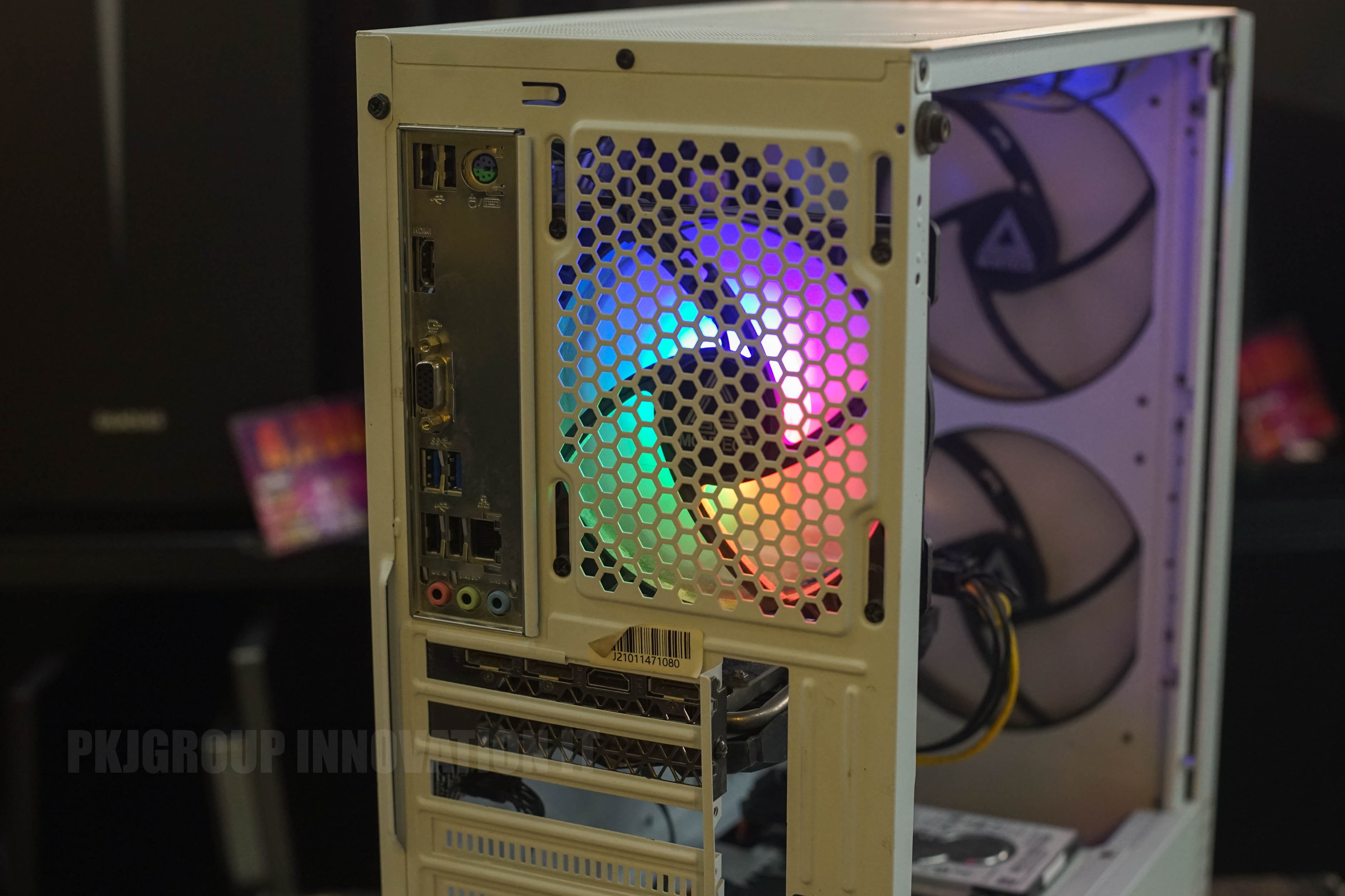 คอมเล่นเกมมือสอง i3-10105 RAM 16 GB GTX1660 Super SSD 120 GB HDD 1 TB