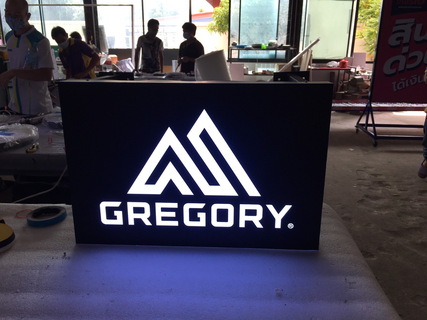 ป้ายกล่องไฟแอลอีดี งานGREGORY