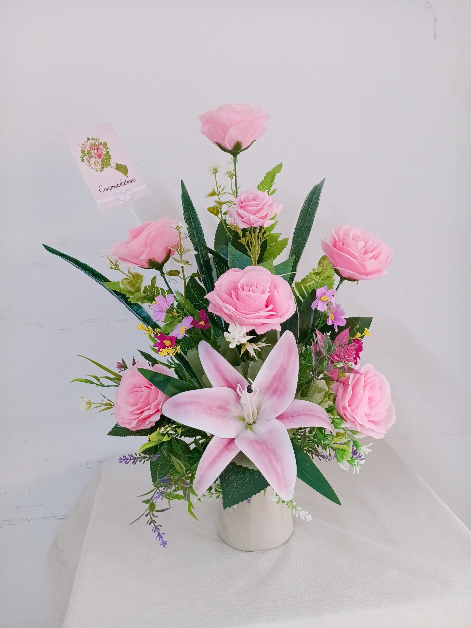 แจกันดอกไม้ประดิษฐ์ (มีสินค้าพร้อมจำหน่าย)