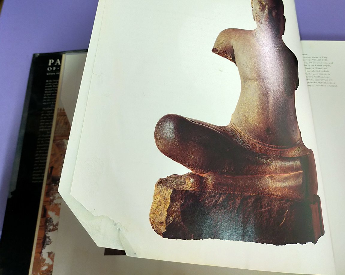 PALACES OF THE GODS : KHMER ART & ARCHITECTURE IN THAILAND