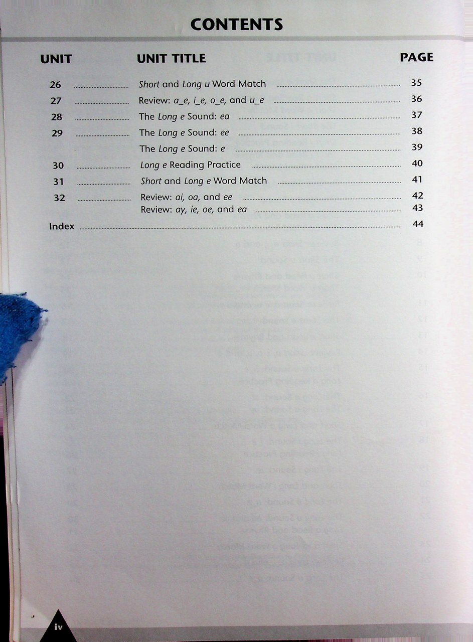 UP AND AWAY IN PHONICS LEVEL 2