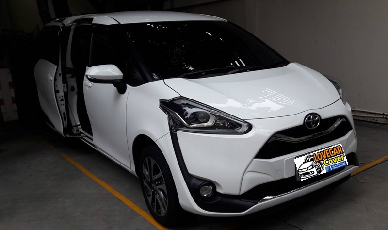 พรมรถยนต์ Toyota Sienta โตโยต้า เซียนต้า