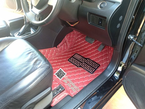 พรมปูพื้นรถยนต์ 6D Suzuki Swift สีแดงไวน์