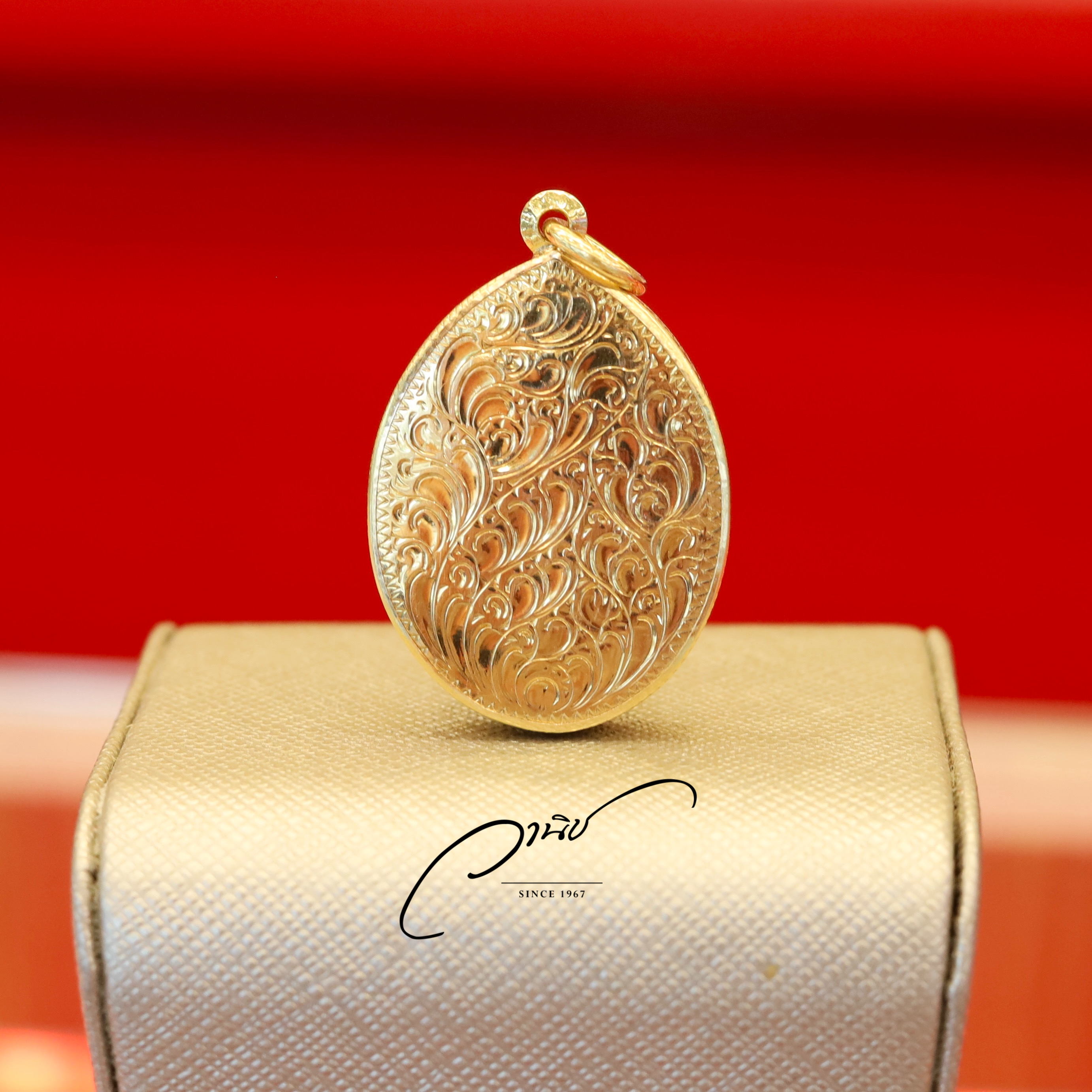 รับทำล็อกเก็ตเลี่ยมกรอบทอง ล็อกเก็ตรูปภาพ ล็อกเก็ตพ่อแม่ จี้รูปภาพ จี้พ่อแม่ เลี่ยมกรอบทองคำGold Locket By WANICH JEWELRY