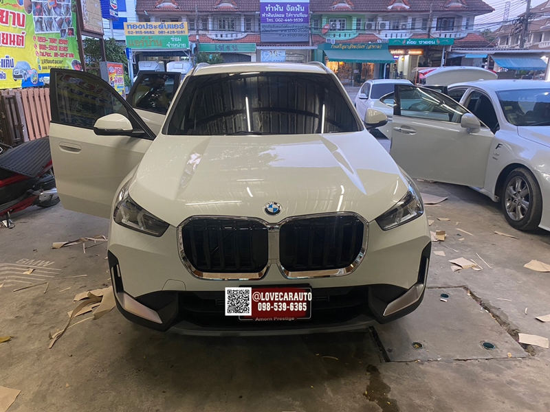 พรมปูพื้นรถยนต์6D BMW X1 2023 Sdrive 18I พรม VVIP สีดำด้ายดำ