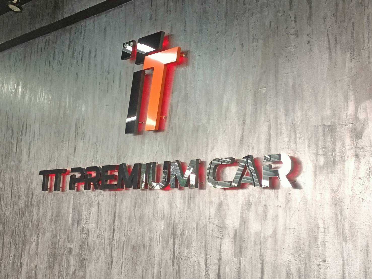 งานป้ายไฟอักษรโลหะไฟออกหลังRGB ป้ายไฟออกหลังเปลี่ยนสี งานTT PREMIUM CAR