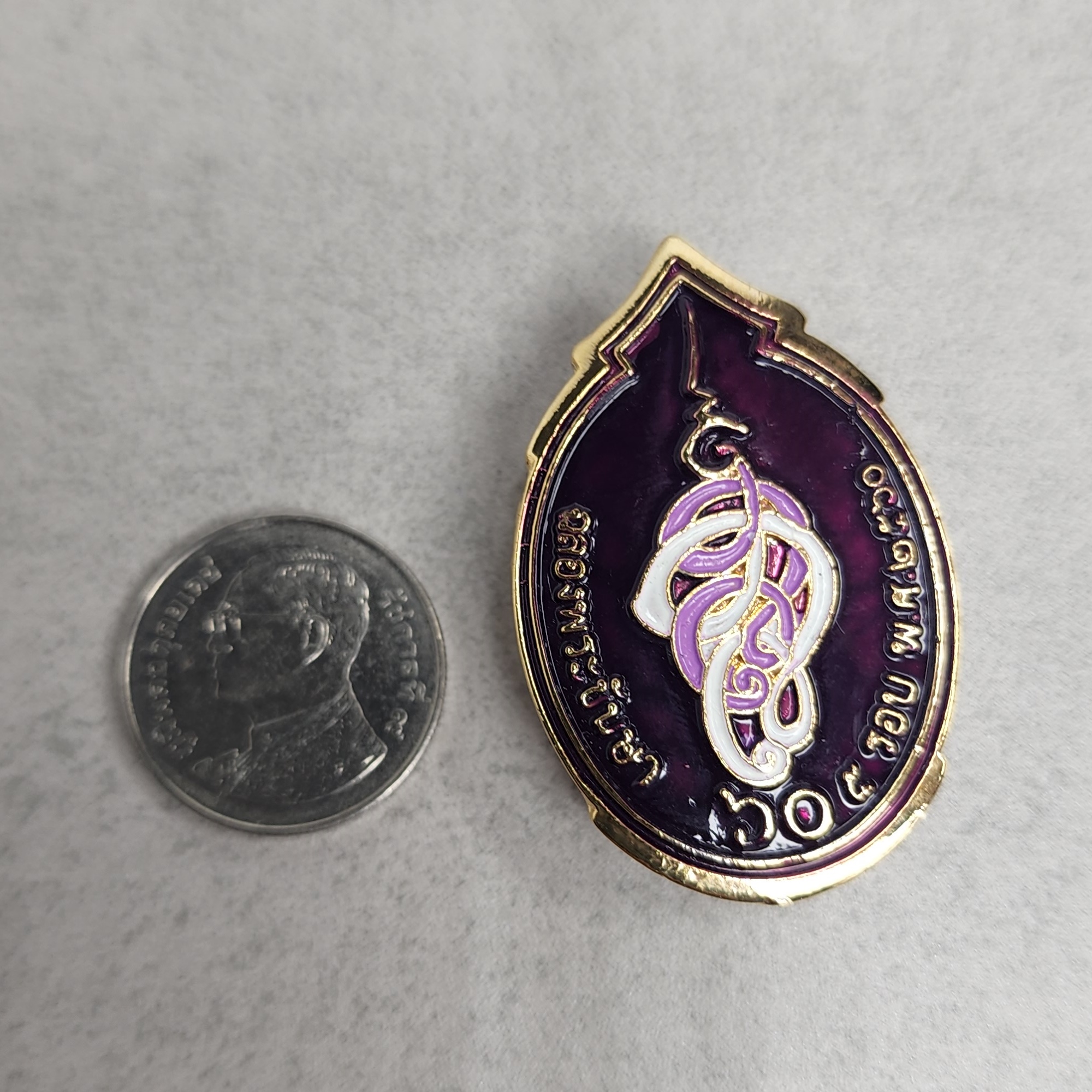 เข็มกลัด เข็มที่ระลึกประทาน ครบ 5 รอบ องค์โสมสวลี พ.ศ.2560