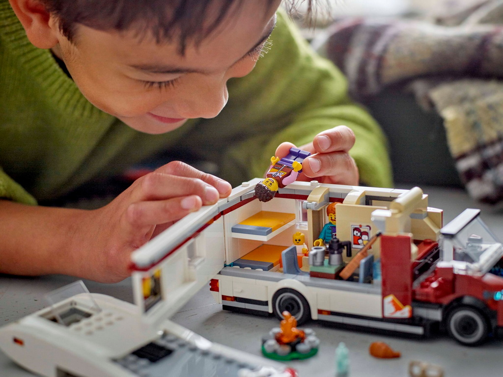 **MTS Toys**เลโก้ Lego 60454 City : Holiday Camper Van