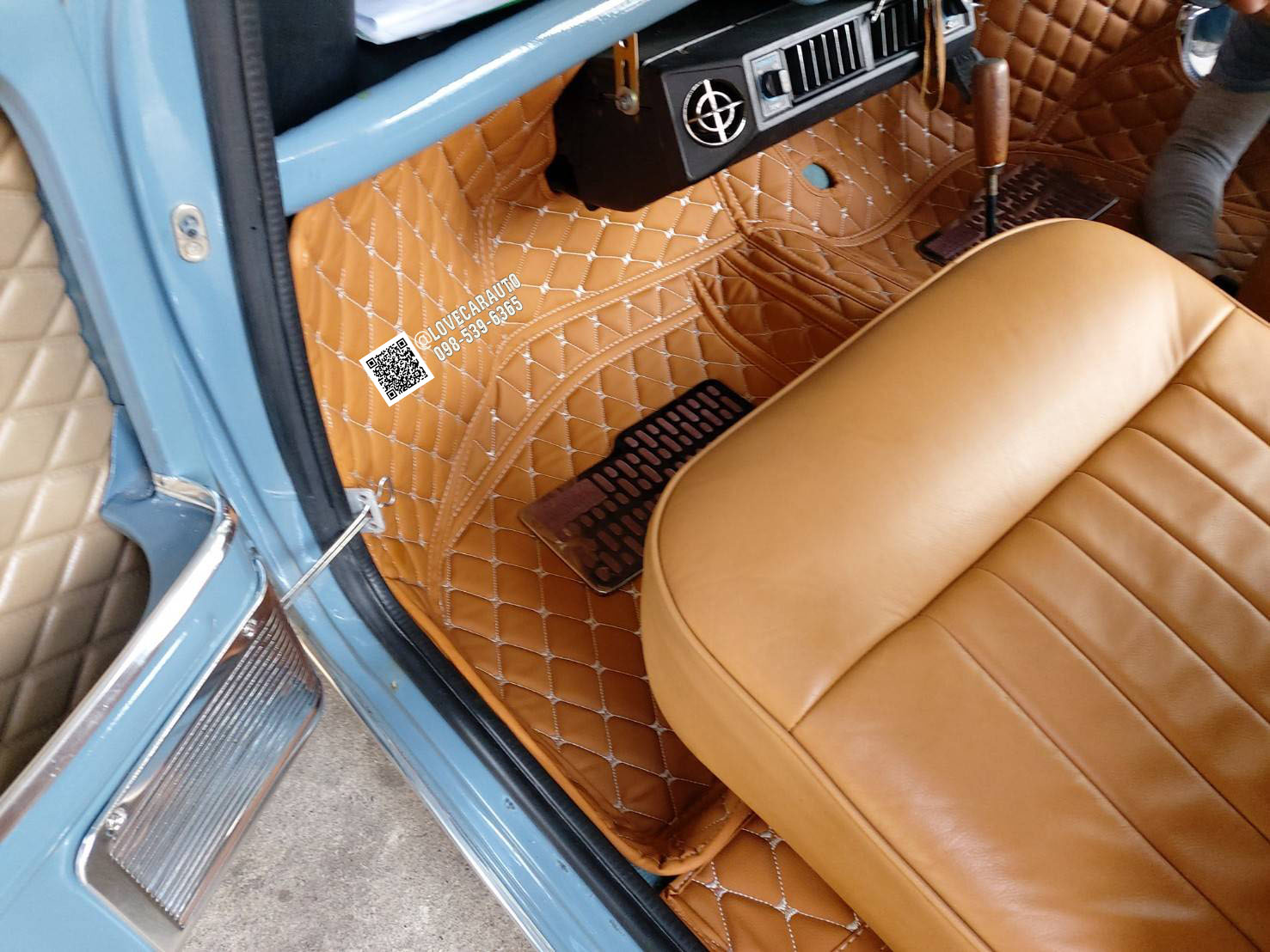 วัดแบบพรมปูพื้นรถยนต์ 6D mini Classic สีน้ำตาล