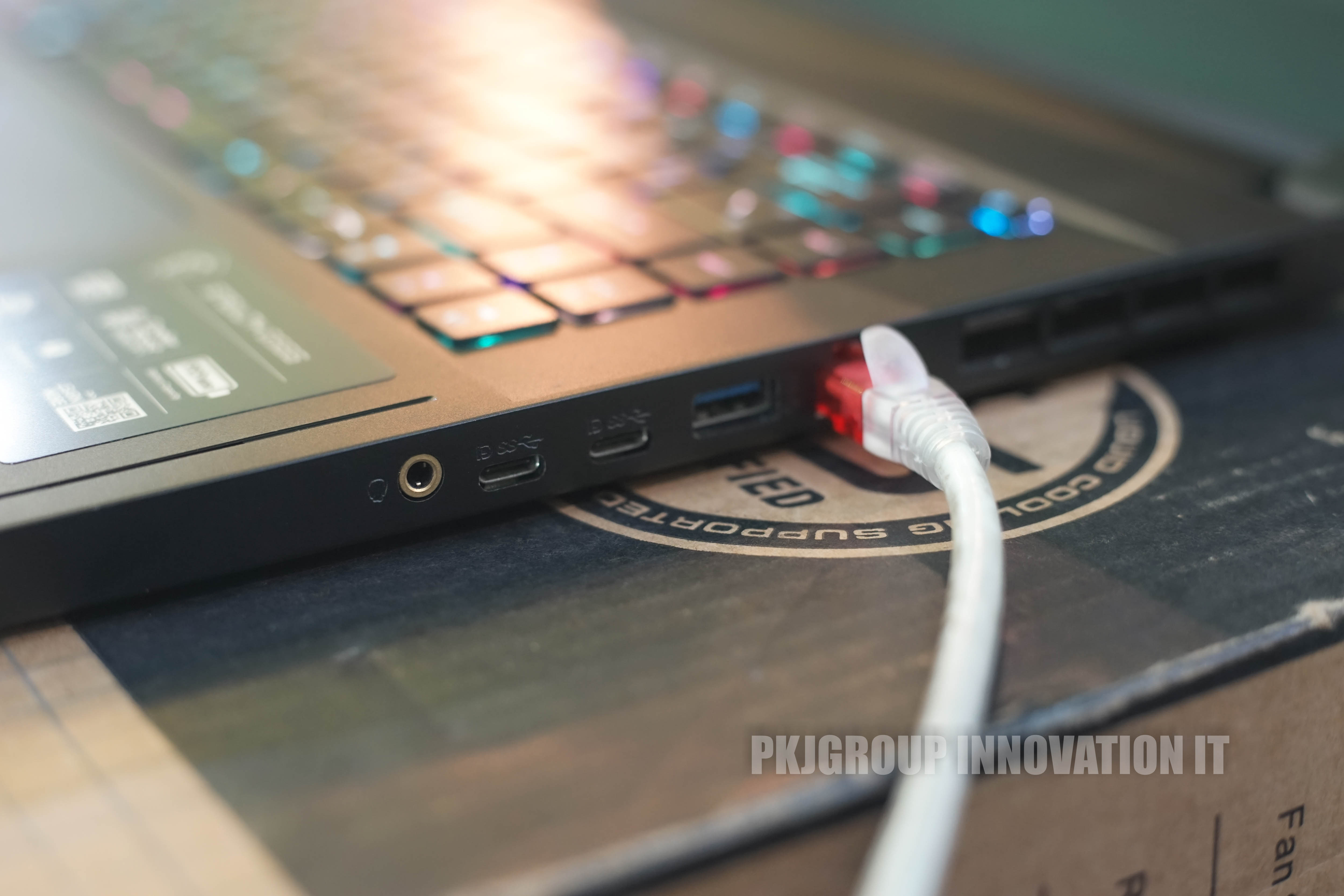 โน๊ตบุ๊คเล่นเกมมือสอง MSI GS66 12UHS-253TH i9-12900H RAM 64 GB M.2 2 TB RTX3080Ti