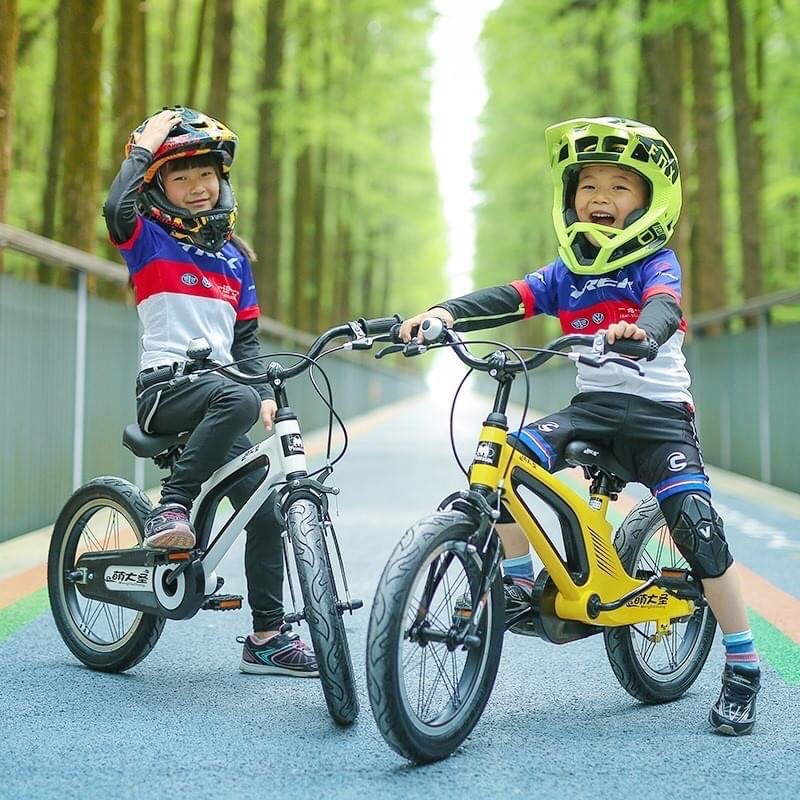 ฟรี!!!Arttoy1สุ่ม จักรยานเด็ก MONTASEN 16” F-800 New สินค้าใหม่