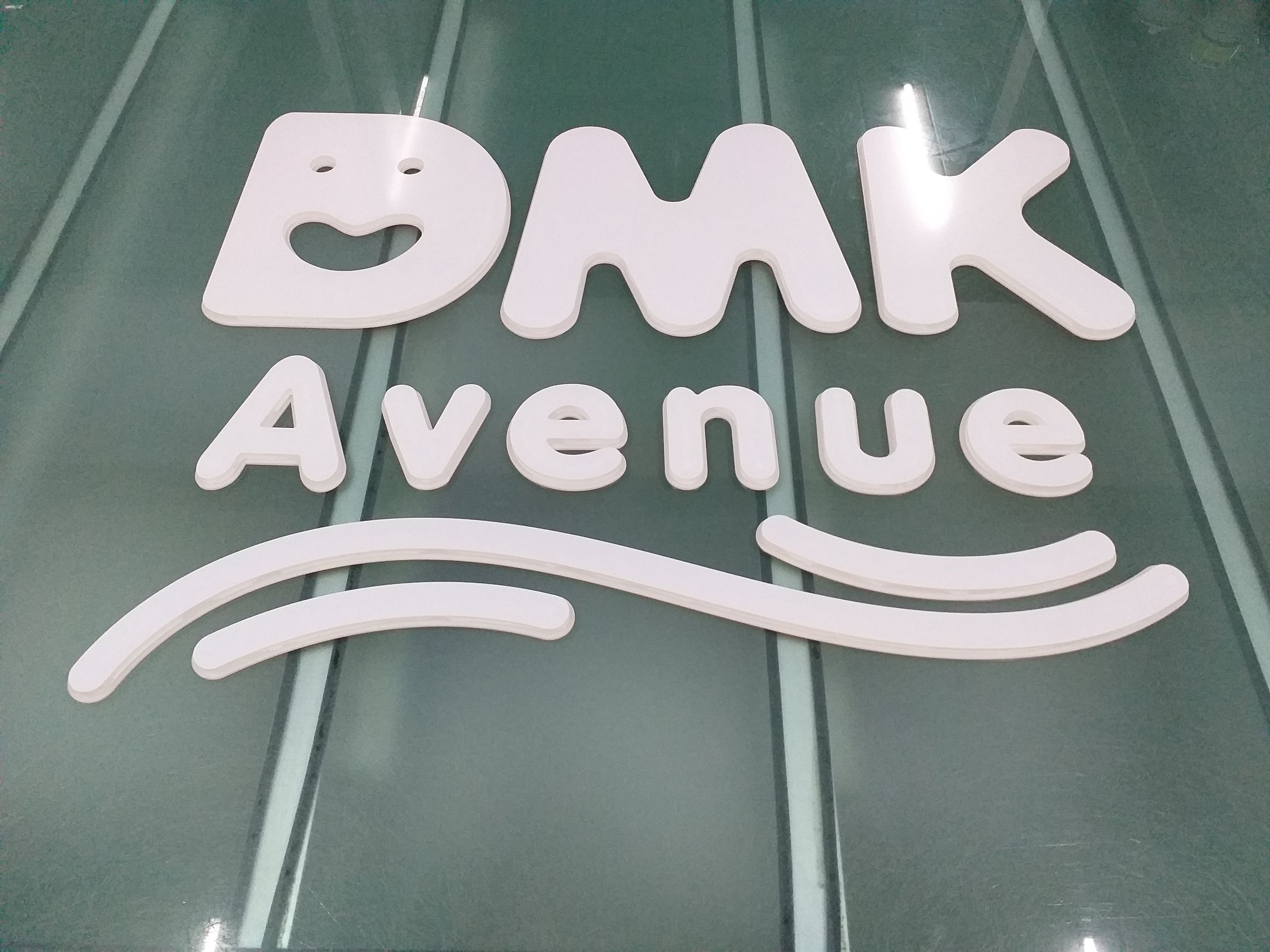งานป้ายตัวอักษรพลาสวูดพ่นสี งานDMK AVENUE