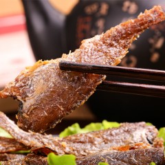 ปลาแอนโชวี่อบกรอบ ตรา Be & Cherry 200g