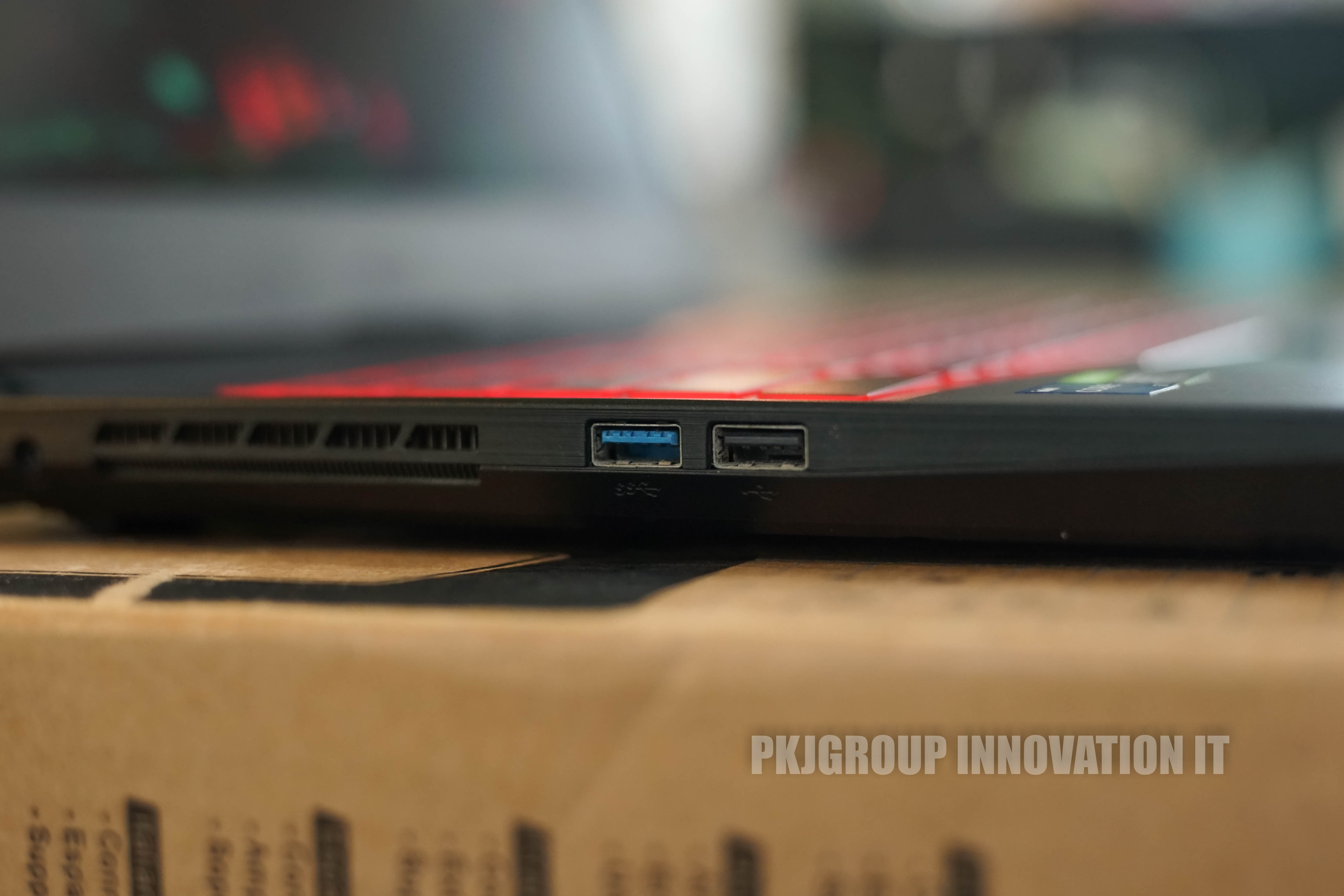 โน๊ตบุ๊คเล่นเกมมือสอง MSI GF66 11UE-054TH i7-11800H RAM 16 GB M.2 1 TB RTX3060 ***ตำหนิในโพสต์