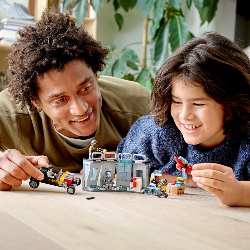 **MTS Toys**เลโก้ Lego Marvel Avengers 76167 : Iron Man Armory