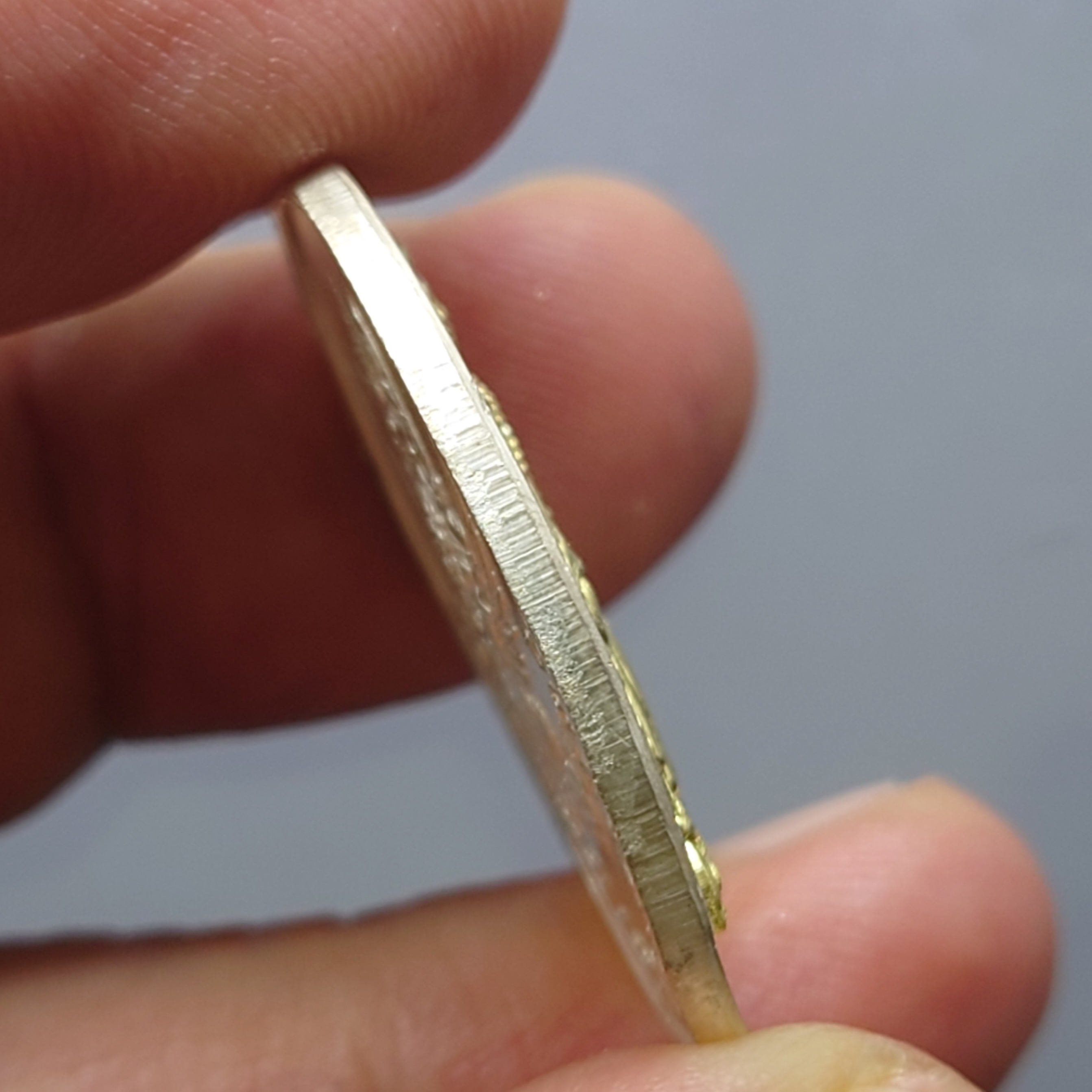 เหรียญพระรูป รัชกาลที่5 เนื้อเงิน หน้ากากทองคำ รุ่นทรงเครื่องจักรพรรดิ์จีน หลังพระนารายณ์ทรงครุฑ วัดป่าชัยรังสี สมุทรสาคร 2535 ตลับเดิม นิยม หายาก