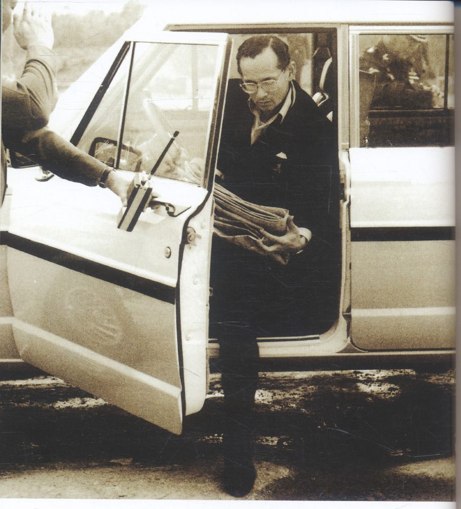 ตามรอย ธ สร้างไทย