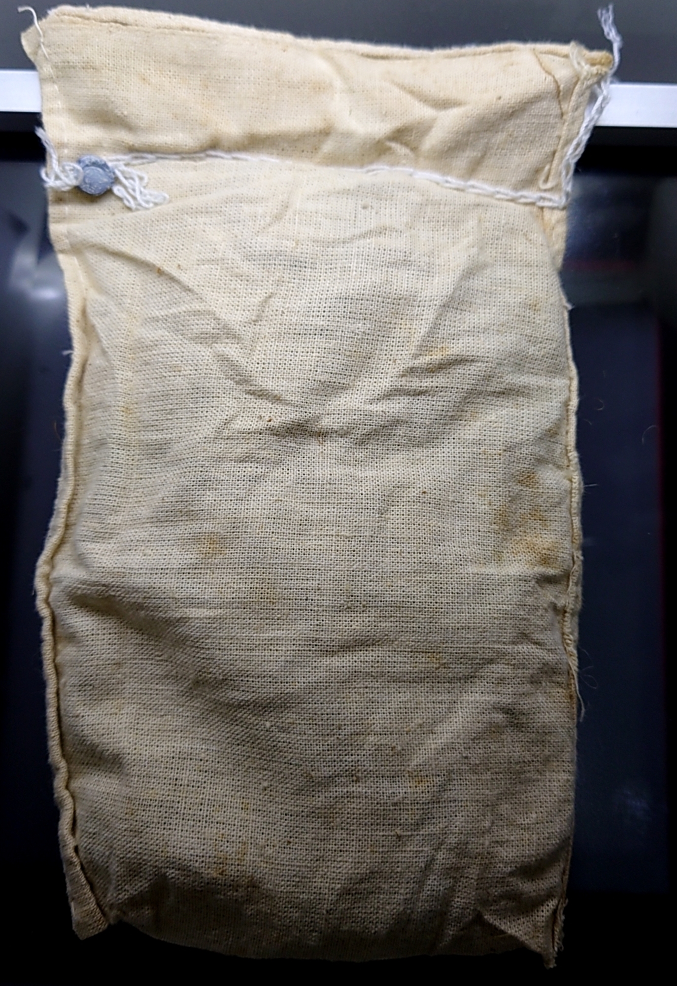 เหรียญยกถุง (100 เหรียญ) เหรียญ 5 บาท หัวเรือพระที่นั่งสุพรรณหงส์ ปี 2530 ไม่ผ่านใช้ ถุงสภาพสวย ตะกั่วเดิม หายาก