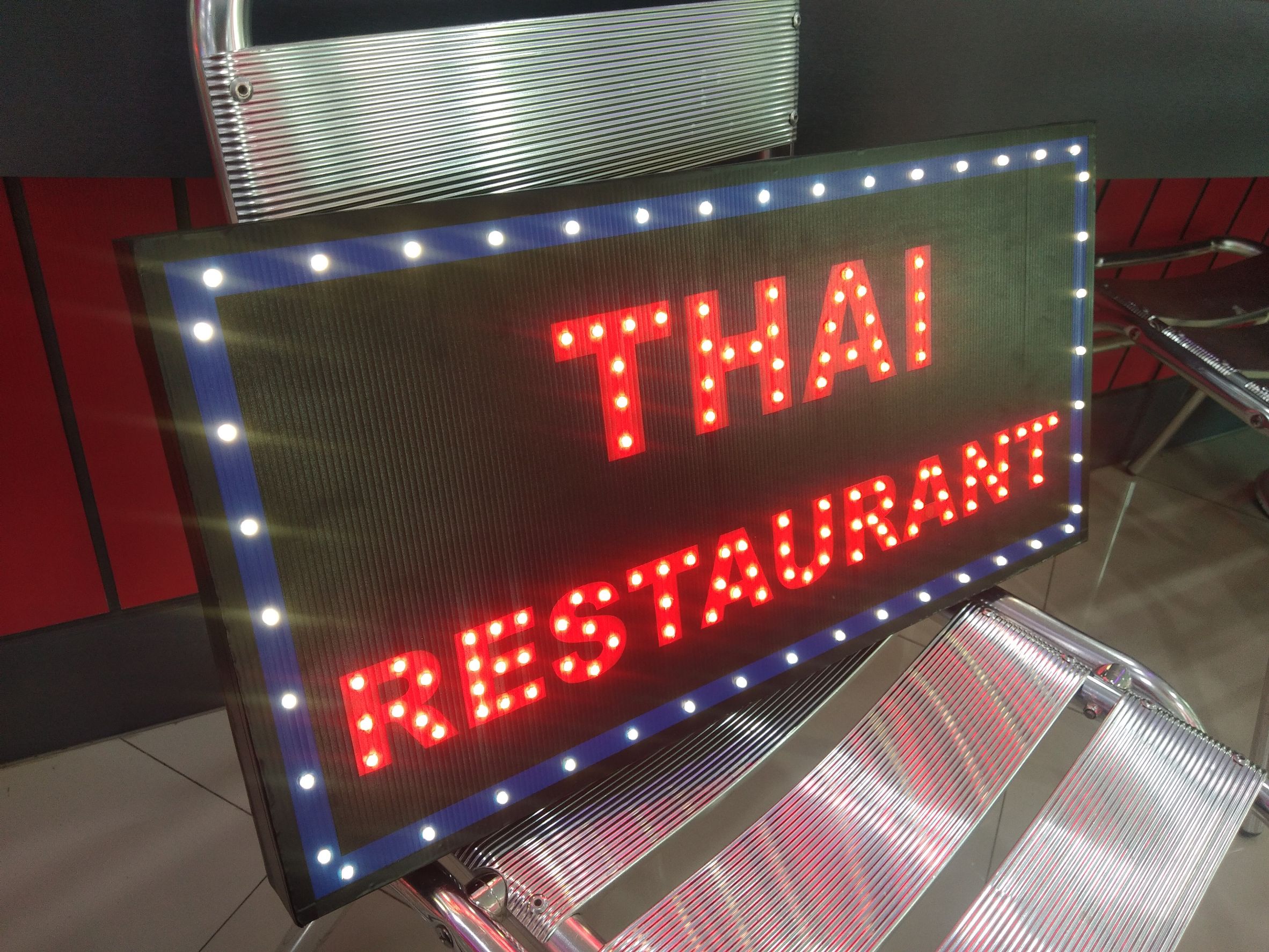 ป้ายแอลอีดีไฟเชียร์ งานTHAI RESTAURANT