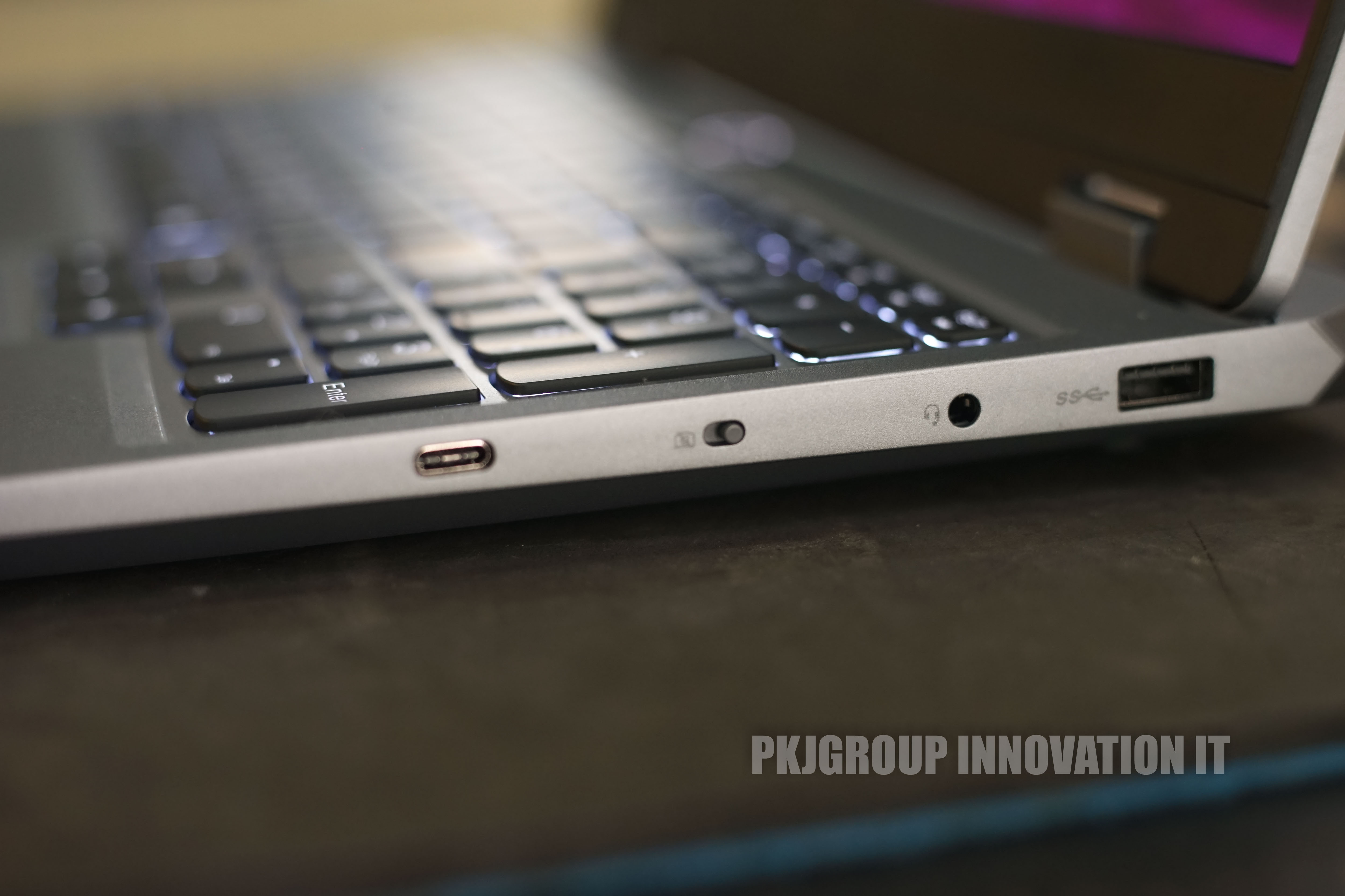 โน๊ตบุ๊คเล่นเกมมือสอง Lenovo LOQ 15ARP9 R7 7435HS RAM 24 GB M.2 512 GB RTX4050 ประกันยาวเกือบ 2 ปี