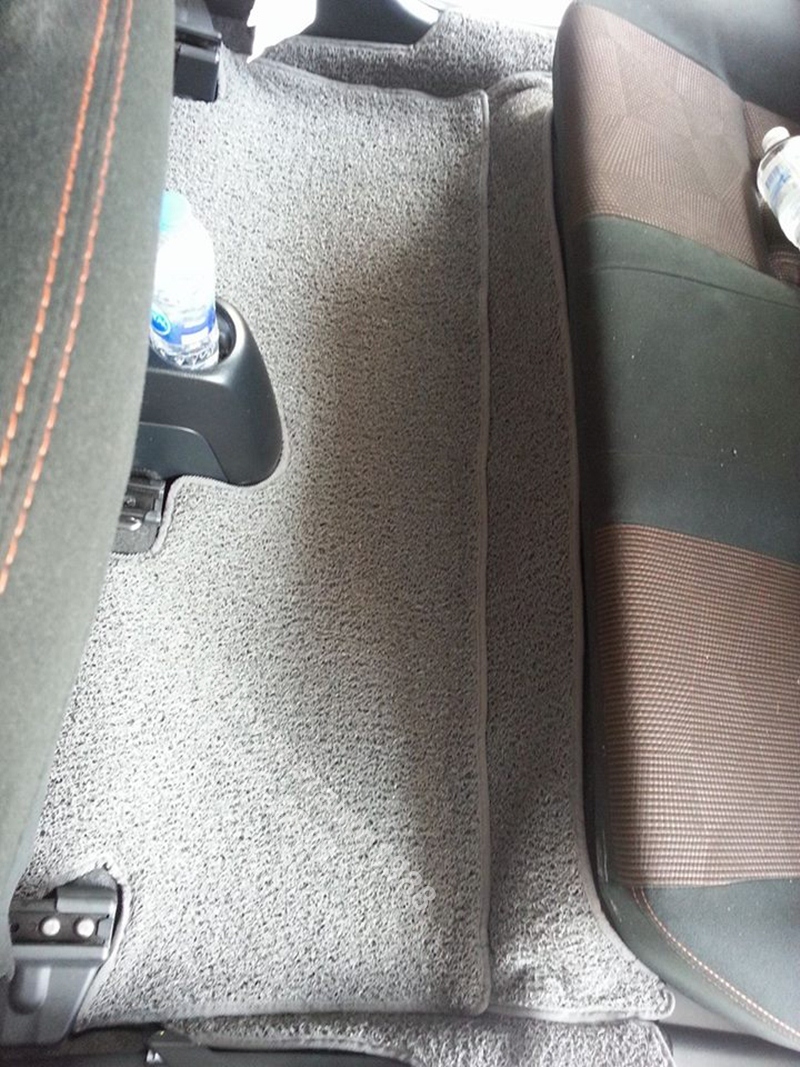 พรมปูรถเข้ารูป โตโยต้า ยาริส Toyota Yaris 2015