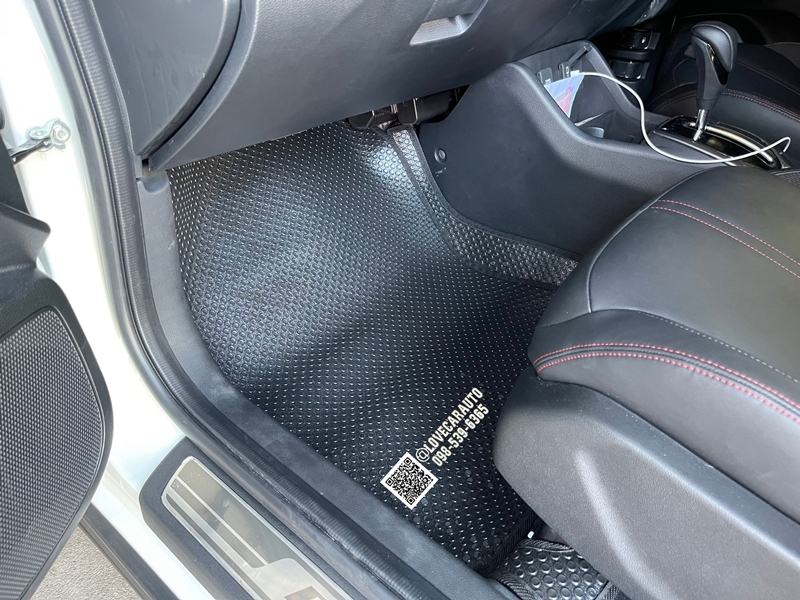 พรมกระดุม Honda WRV 2023 กระดุมเล็กสีดำ