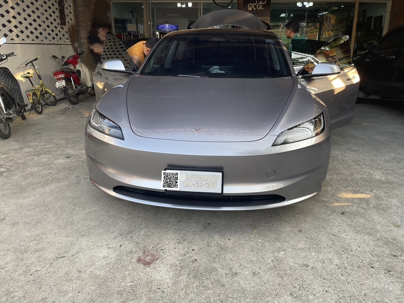 พรมปูพื้นรถยนต์ 6D Tesla Model 3 Highland 2024