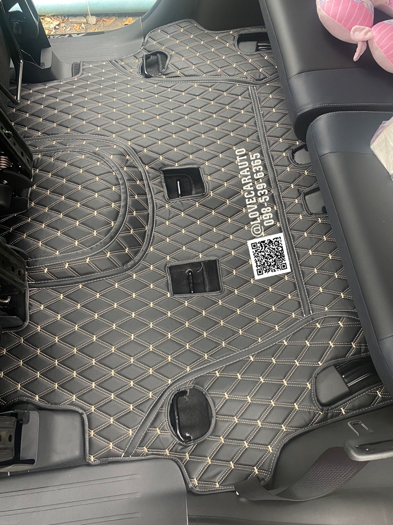 พรมปูพื้นรถยนต์ Mitsubishi Xpander 2023 พรมVVIPด้ายคู่ สีดำด้ายทอง