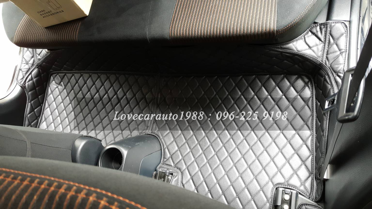 พรมปูพื้นรถยนต์ 6D Yaris 2016 ดำด้ายดำ เต็มคัน