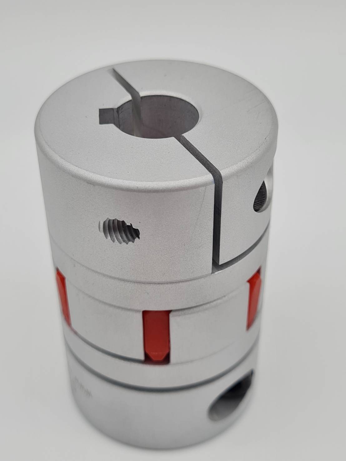 Jaw coupling ขนาดความโต 40 mm ยาว 65 mm รูมีลิ่ม ข้อต่อยืดหยุ่นสำหรับมอเตอร์และเพลาผลิตจากอลูมิเนียม 7075 จัดส่งในประเทศไทย