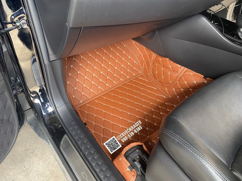 พรมปูพื้นรถยนต์ 6D Toyota CHR Hybird สีน้ำตาลเข้ม