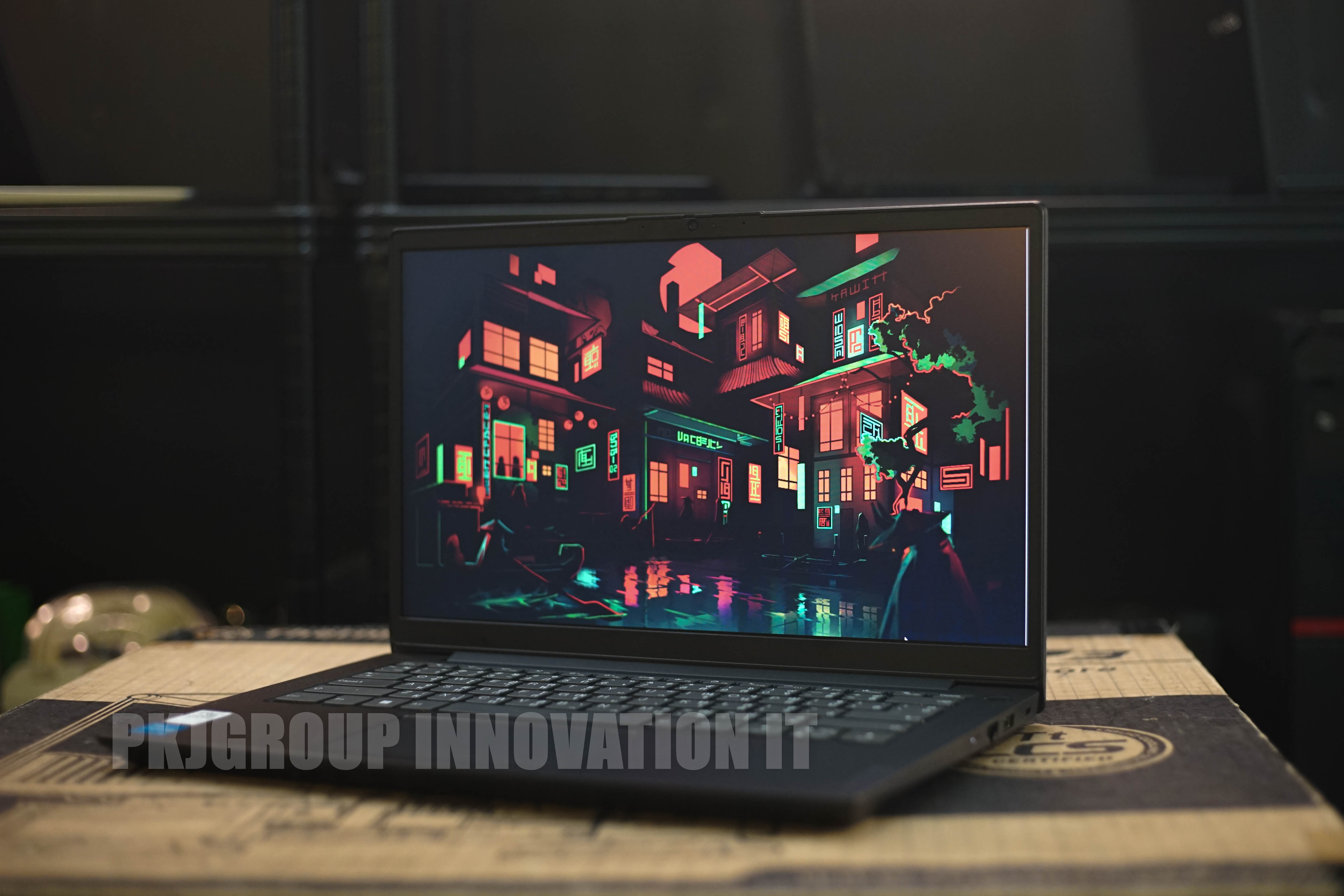 โน๊ตบุ๊คทำงาน Lenovo V14 G2 ITL I3-1115G4 RAM 4GB m.2 256GB UHD Graphic