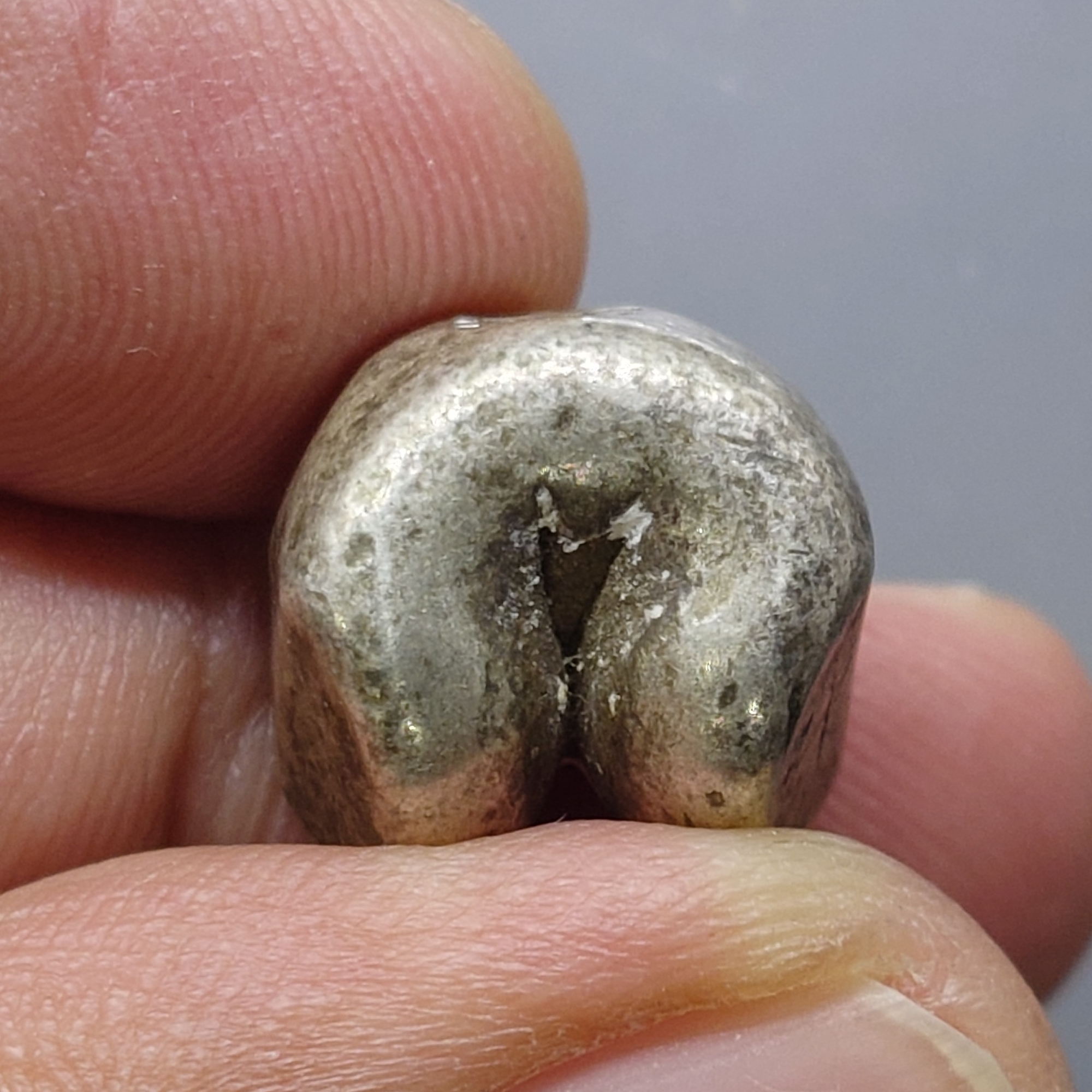 พดด้วง ขนาด 1 บาท ตราปราสาท สมัยรัชกาลที่ 3 พ.ศ.2367