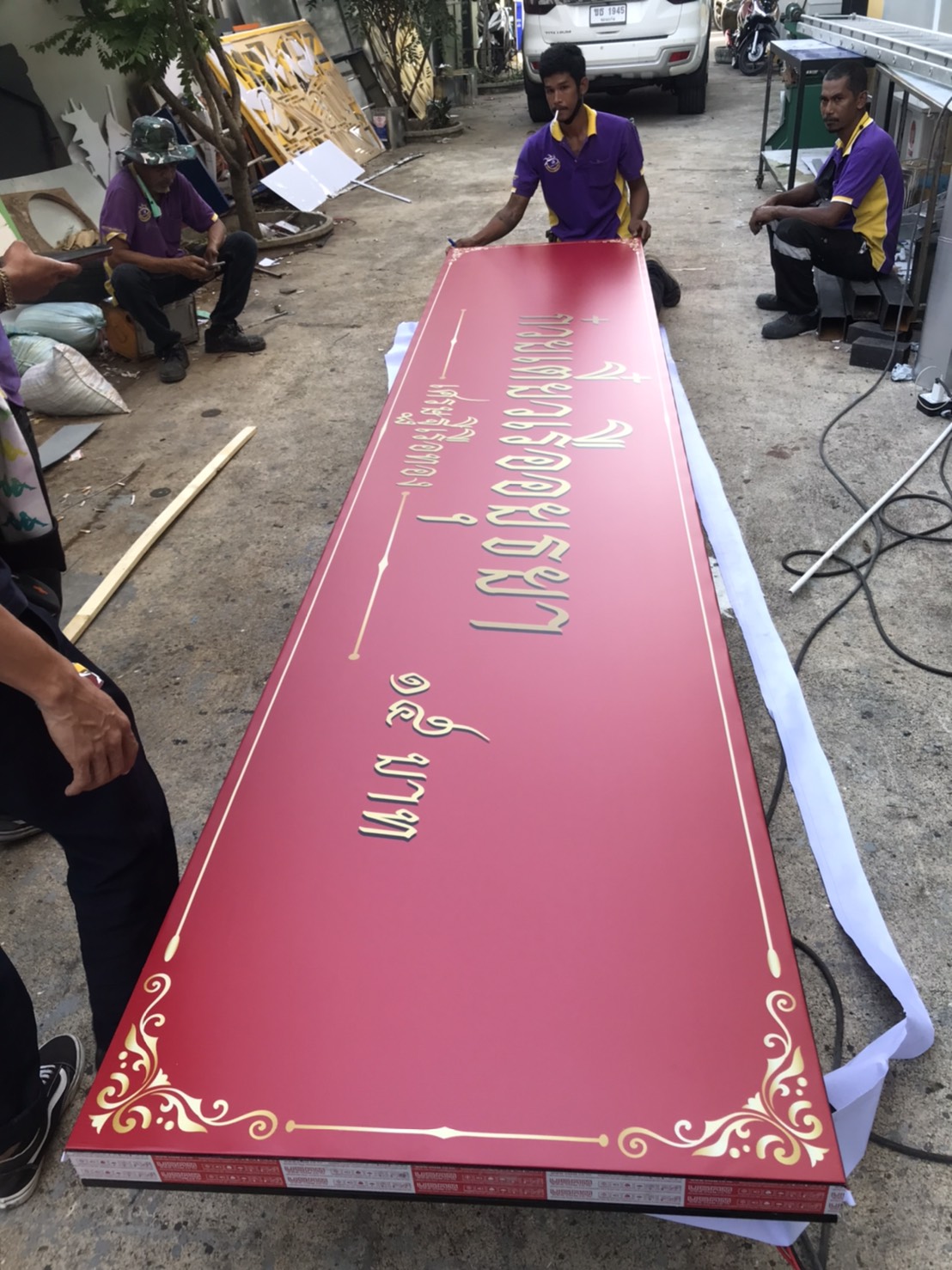 งานป้ายร้านก๋วยเตี๋ยวเรืออยุธยาเศรษฐีเรือแดง15บาท ป้ายกล่องไฟแอลอีดีขอบอลูมิเนียม