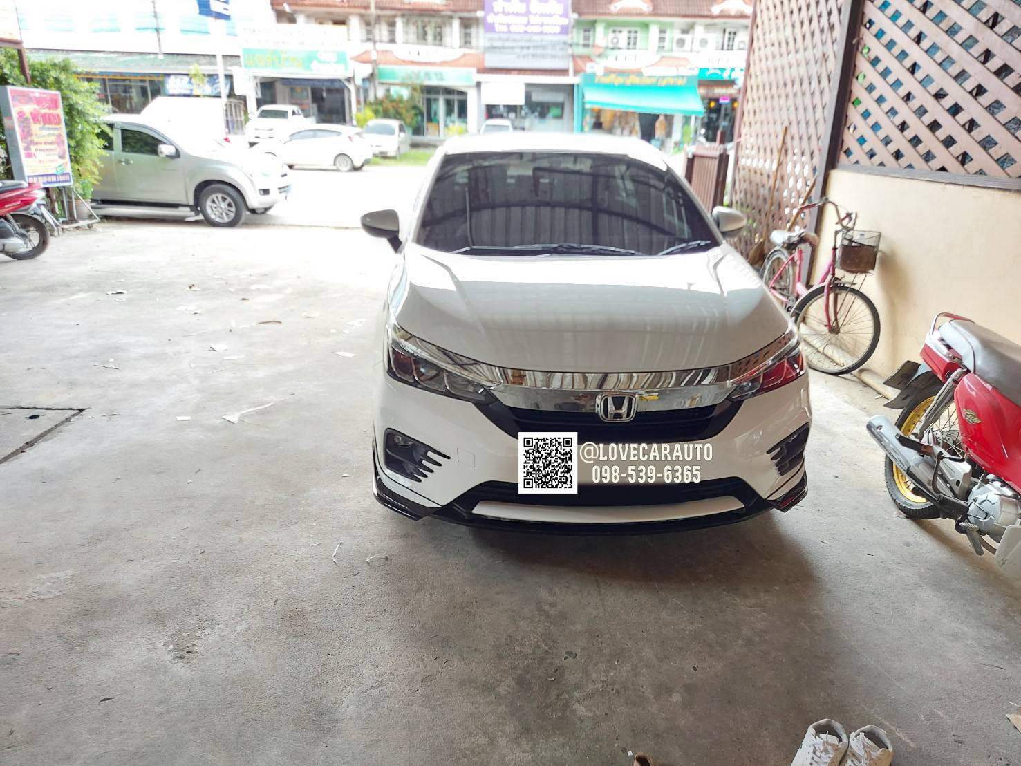 พรมปูพื้นรถยนต์ 6D Honda City 2022 สีแดงไวน์