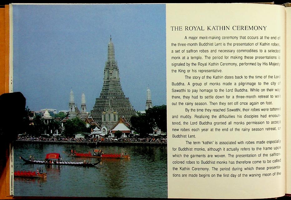 กระบวนพยุหยาตราชลมารค THE GRAND ROYAL BARGE PROCESSION