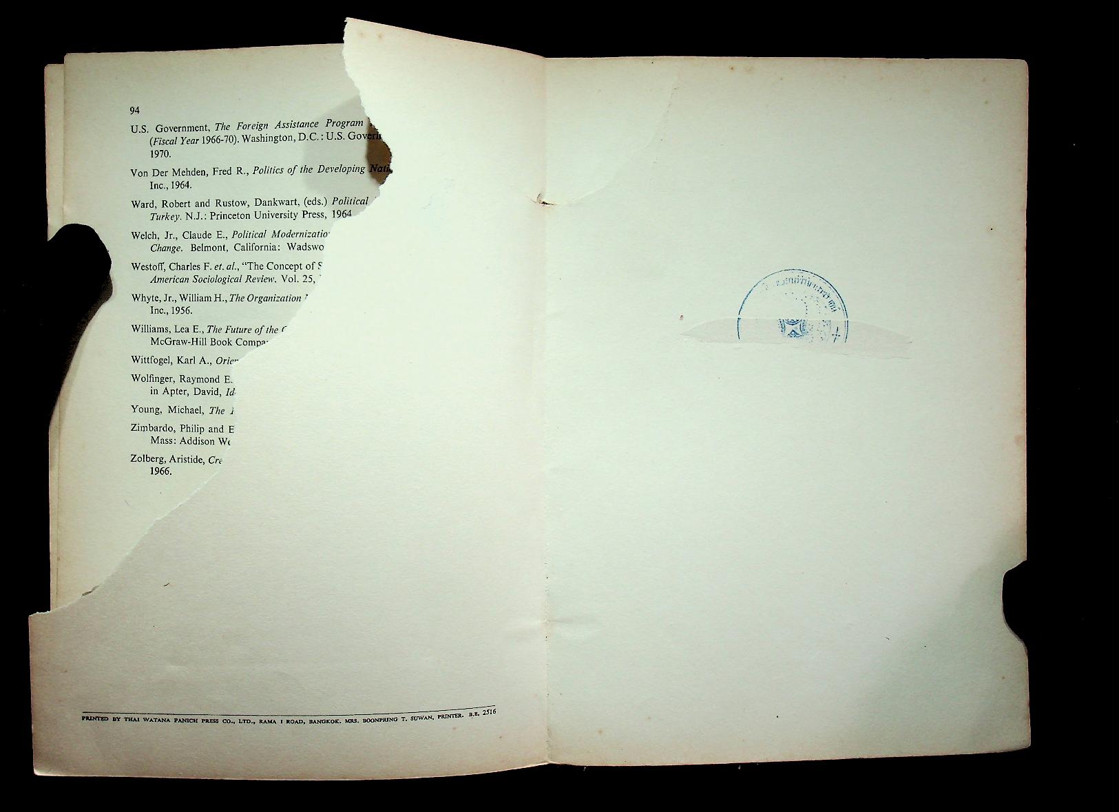 POLITICAL ATTITUDES OF THE BUREAUCRATIC ELITE AND MODERNIZATION IN THAILAND