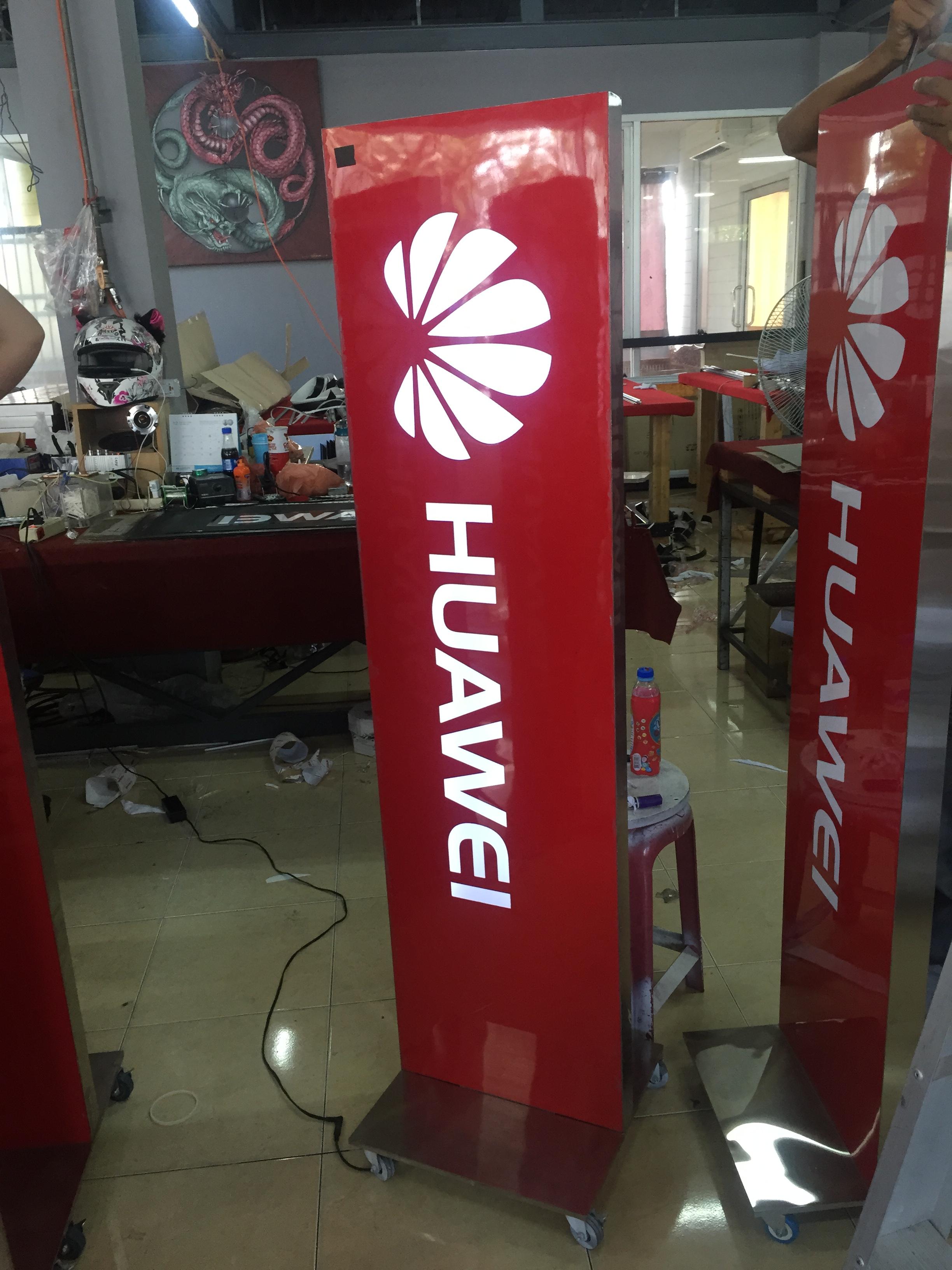 งานป้ายล้อเลื่อน งานHUAWEI