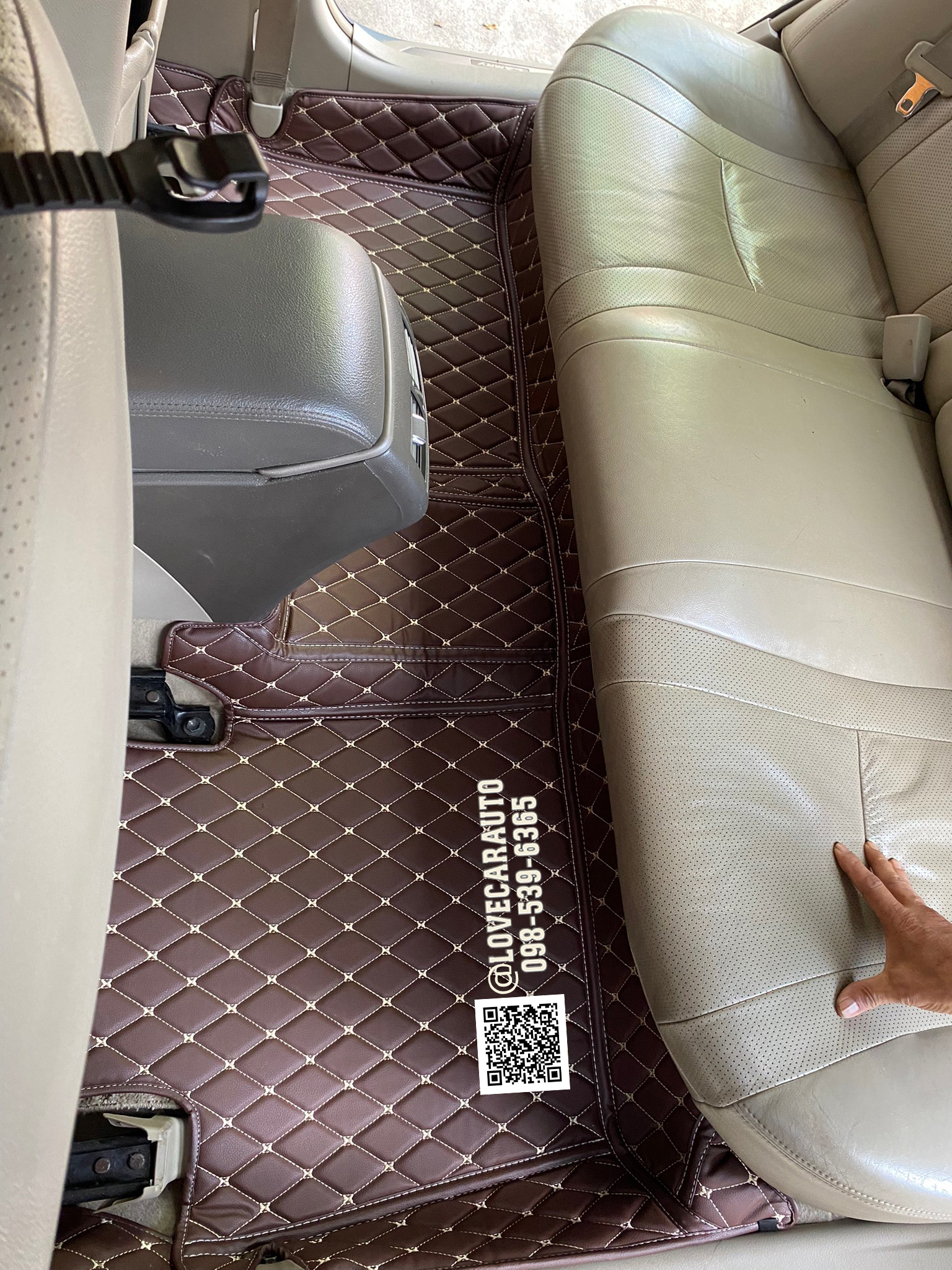 พรมปูพื้นรถยนต์ พรม 6D Toyota Camry 2011 สีกาแฟ