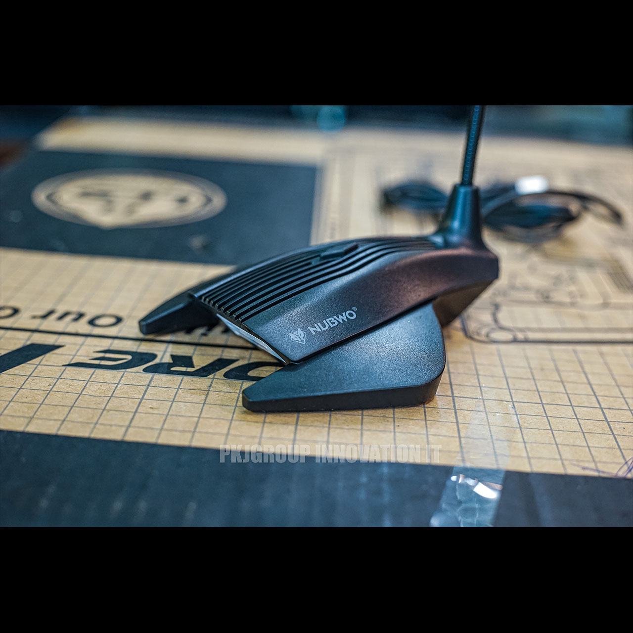 ไมโครโฟน NUBWO Eclipse M32