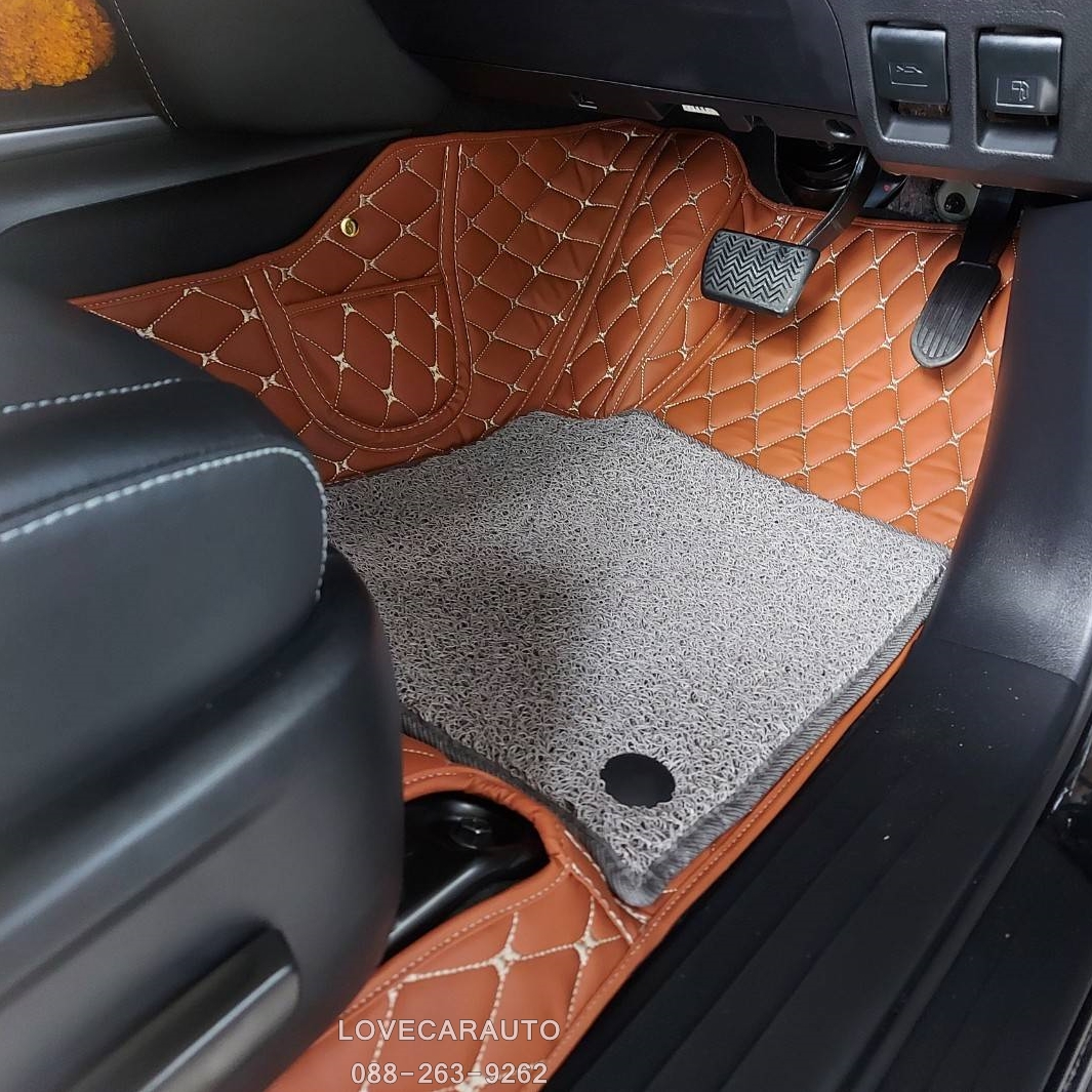 พรมปูพื้นรถยนต์ 7D Toyota Fortuner 2015-2022