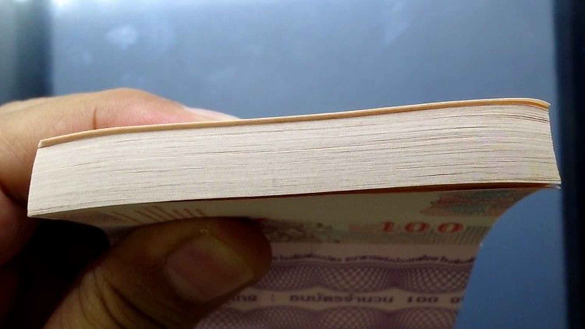 ธนบัตรยกแหนบ 100 ใบ เรียงเลข ธนบัตร 100 บาท แบบ 15 รุ่น 2 (เลิกทาส) ไม่ผ่านใช้ สภาพสวย