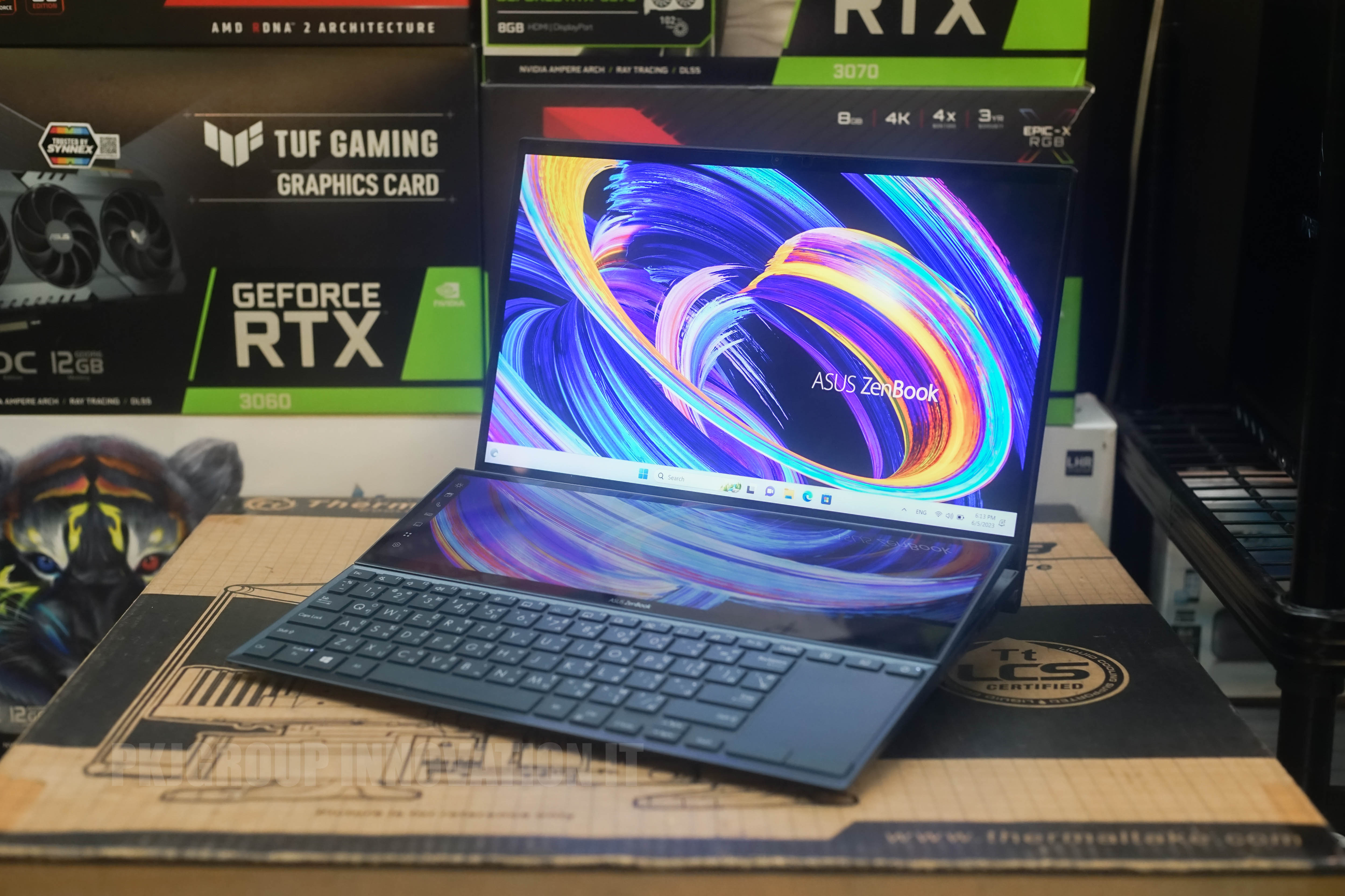 โน๊ตบุ๊คทำงานจอสัมผัสคู่มือสอง Asus Zenbook Duo 14 i5-1135G7 RAM 16 GB SSD M.2 512 GB มีปากกาแถมให้