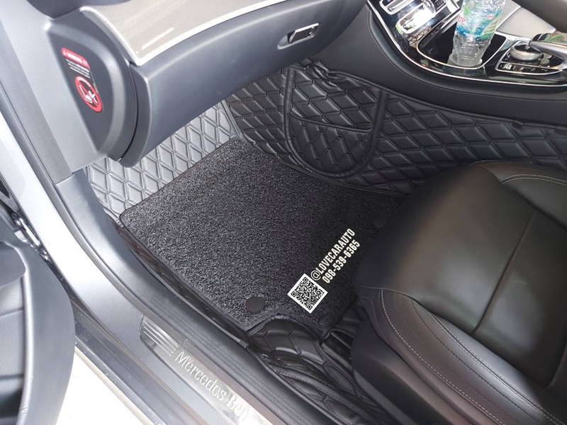 พรมปูพื้นรถยนต์ Benz E350e W213 สีดำด้ายดำ + ไวนิลสีดำ