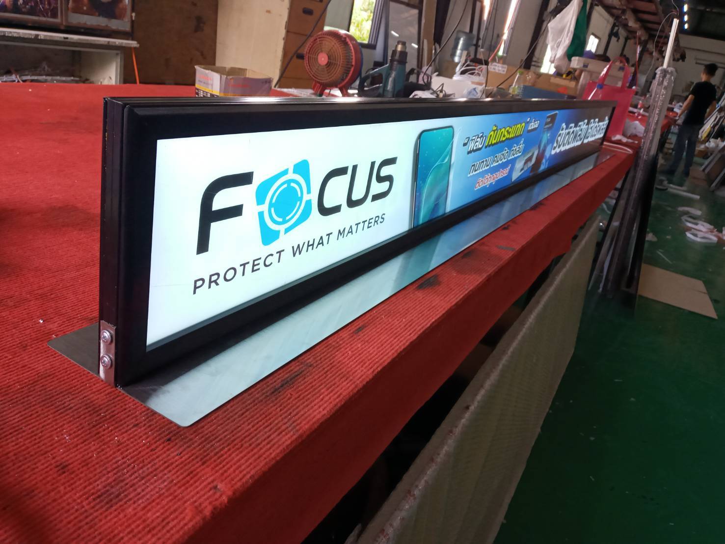 งานกรอบป้ายไฟกระจายแสงแอลอีดี กรอบป้ายไฟฝาเปิดปิด งานกรอบป้ายไฟFocus กรอบโฟกัส