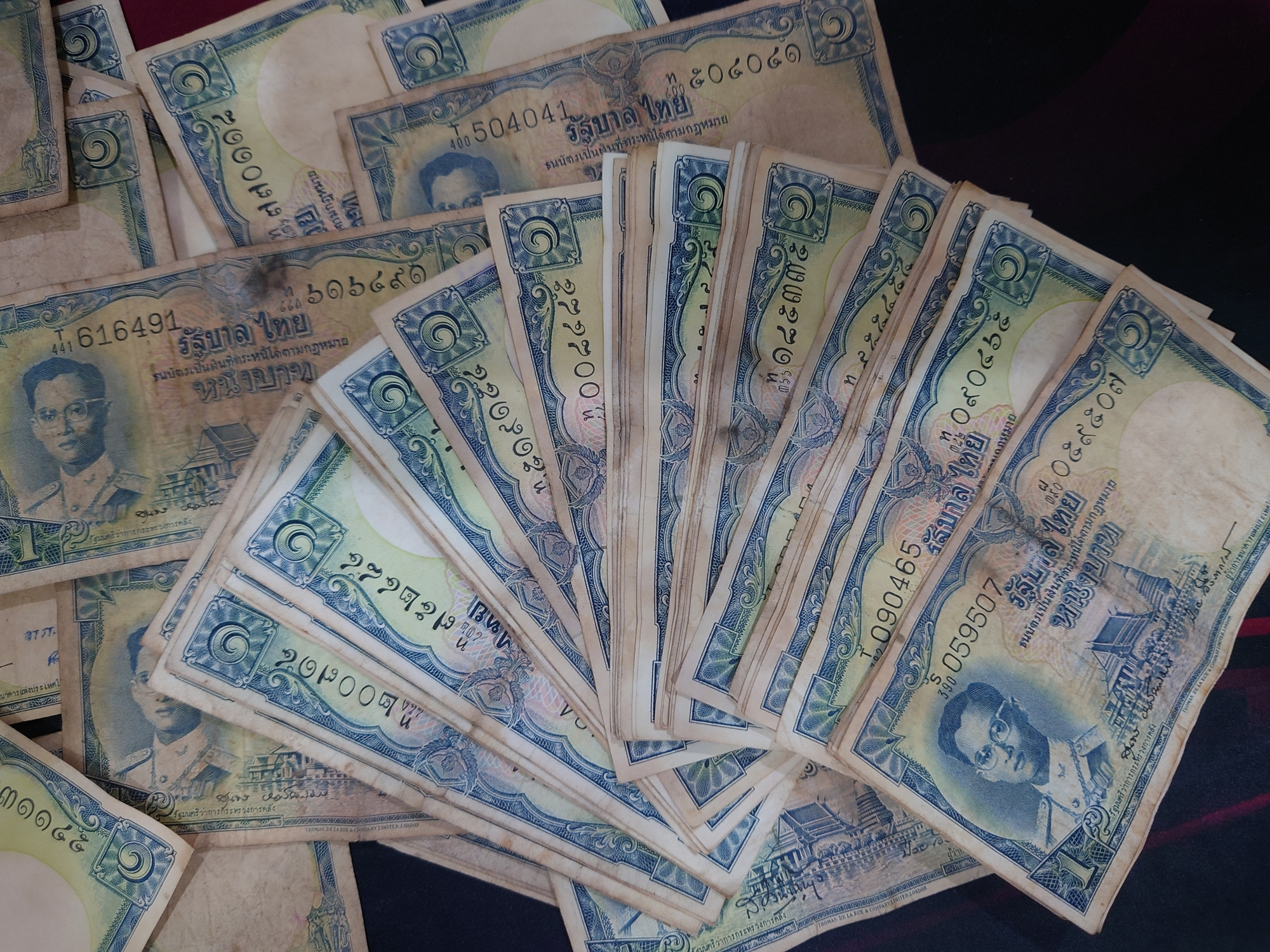 ธนบัตร 1 บาท แบบ 9 รุ่น 6 สมัยรัชกาลที่9 ปี2500 ผ่านใช้ (ราคาต่อ 1 ใบ)