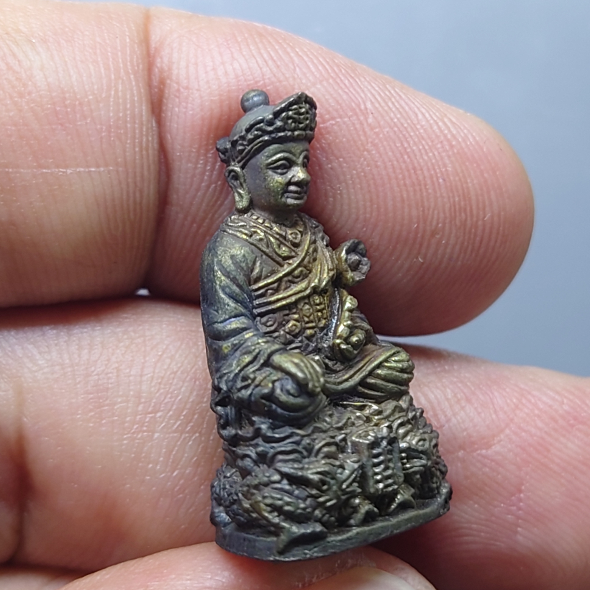 พระกริ่งหลวงปู่ไต้ฮงกง กริ่งนวะโลหะ เนื้อนวะ รุ่นฉลองมูลนิธิปอเต็กตึ้งครบ 90ปี พ.ศ.2543 พร้อมตลับเดิม